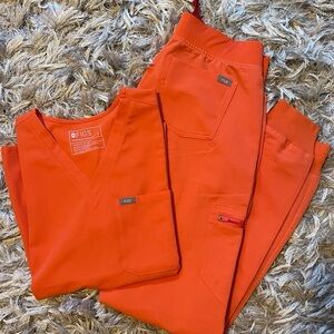 Figs sunset orange scrubs nurse set XS